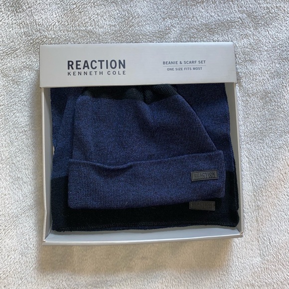 NEVER BEEN USED Kenneth Cole Reaction Beanie and Scarf Set - Picture 1 of 4